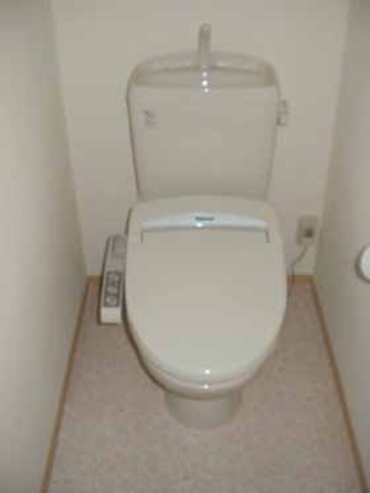 トイレ　シンプルで使いやすいトイレです