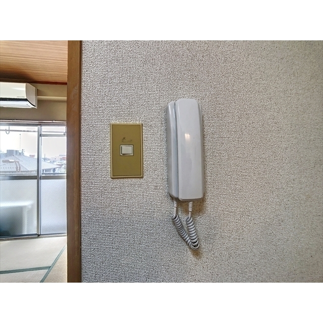 セキュリティ　来客はこちらで受付します