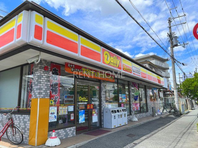 コンビニ　デイリーヤマザキ松原高見の里店（コンビニ）まで242m