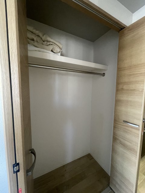 収納　同物件別号室のものです。