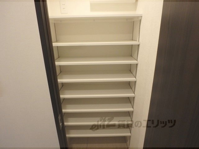 収納　下駄箱
