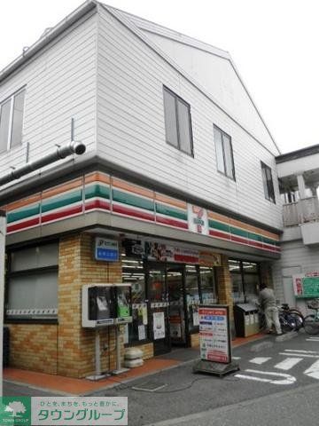 コンビニ　セブンイレブン（コンビニ）まで800m