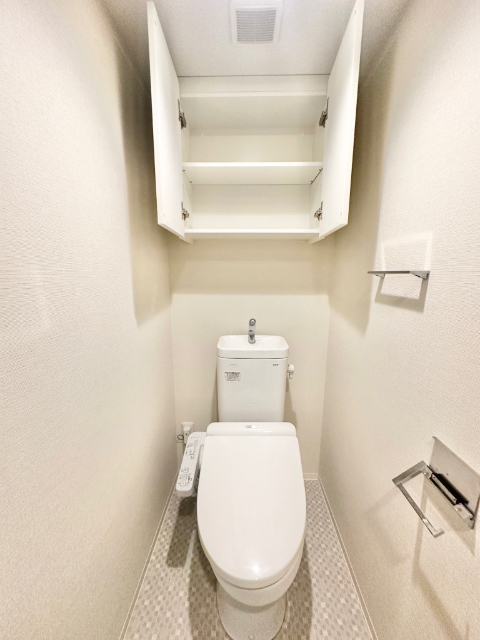 トイレ　別号室の写真です