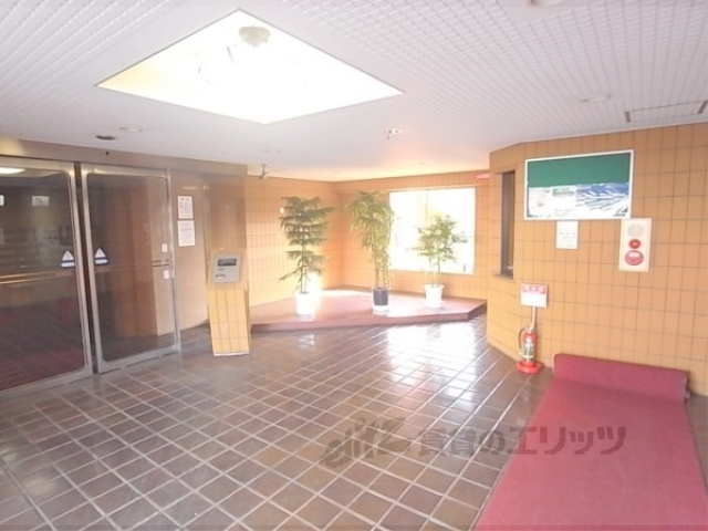 ロビー　ロビー