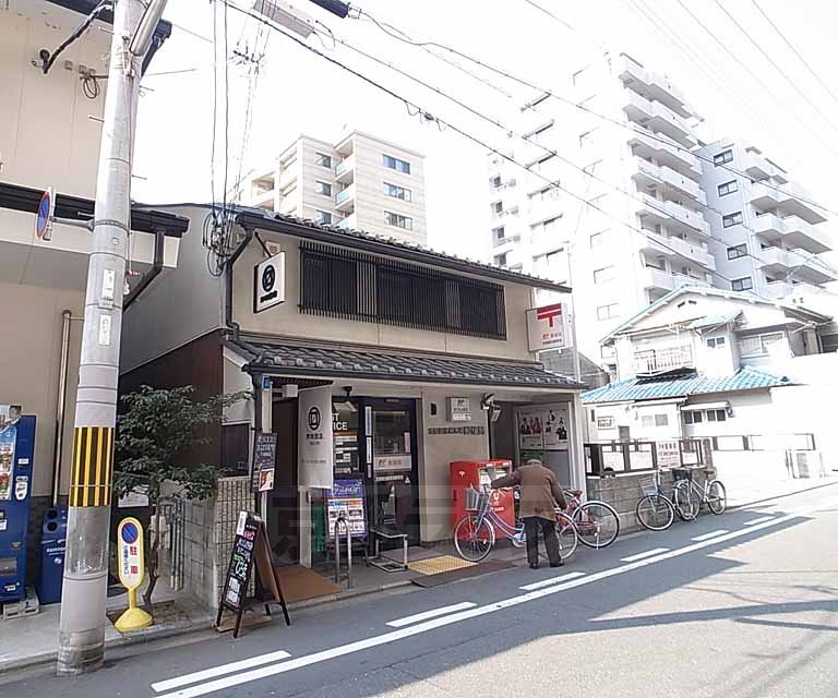 郵便局　京都柳馬場御池郵便局（郵便局）まで378m