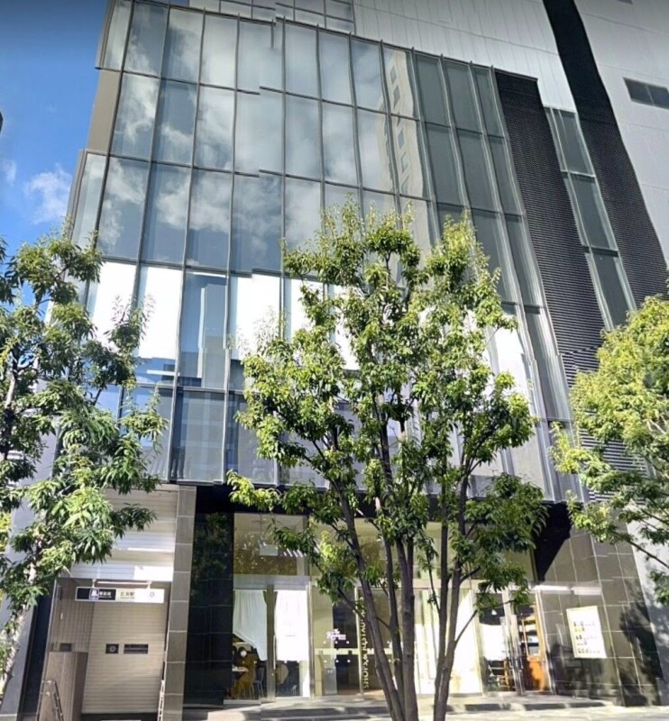 ショッピングセンター　THE　Kitahama　PLAZA（ショッピングセンター）まで417m