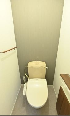 トイレ　※同物件、別部屋の写真です。