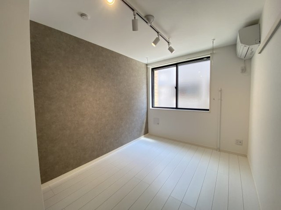 その他部屋・スペース　落ち着いて過ごせるお部屋なので、寝室にいかがでしょうか