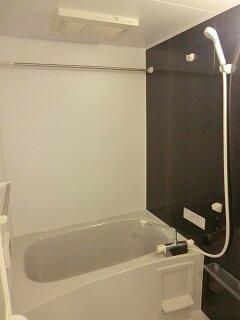 バス・シャワールーム　お風呂です