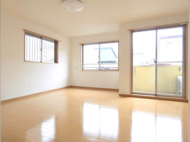 居室・リビング　図面と現状に相違がある場合には現状を優先