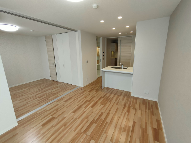 居室・リビング　同タイプお部屋写真【１０３】色違いあり