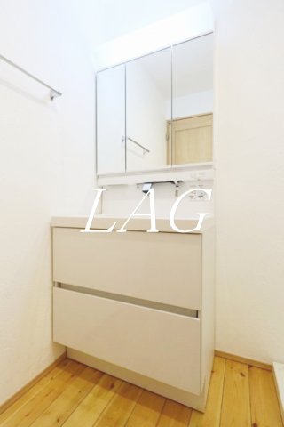 洗面設備　洗面台です。