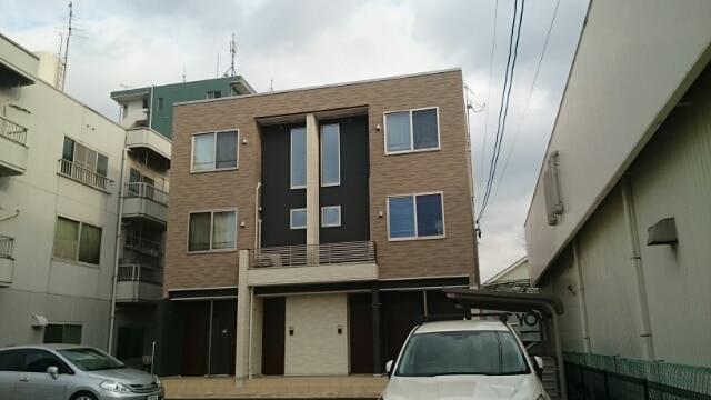 建物外観　2017年築　キャトルフィユ