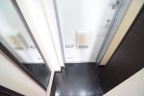 玄関　現況を優先