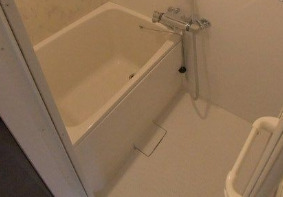 バス・シャワールーム　※別部屋の参考写真です。