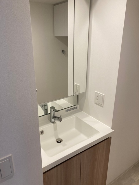 洗面設備　※写真は同タイプ住戸です。
