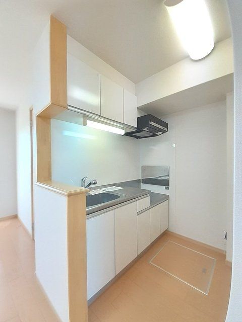 キッチン　うどん県のお部屋探しはうどん不動産へ うどんちゃんとLINE