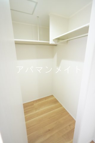 収納　ウォークインクローゼット！