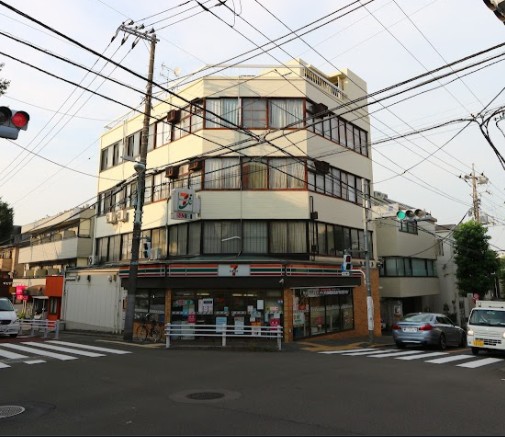 コンビニ　セブンイレブン 目黒八雲5丁目店（コンビニ）まで313m