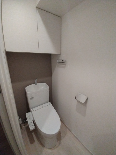 トイレ　※他号室参考写真