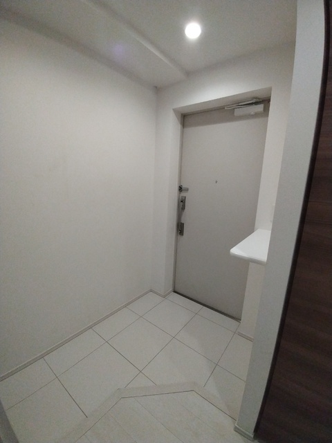 玄関　※他号室参考写真