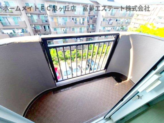 新檜尾台第2次住宅5号棟の内装写真