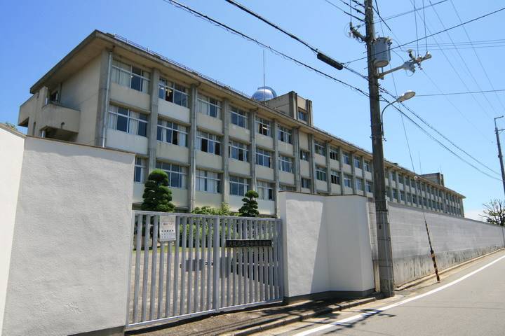 高校・高専　大阪府立渋谷高等学校（高校・高専）まで329m