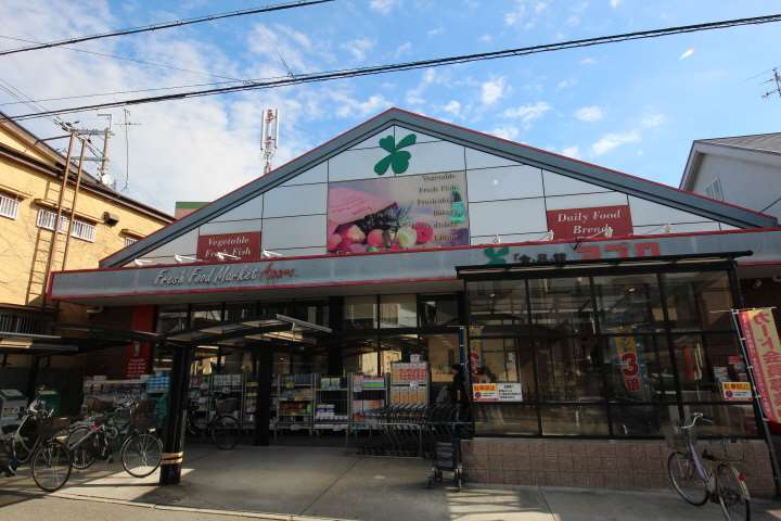 スーパー　食品館アプロ池田店（スーパー）まで437m