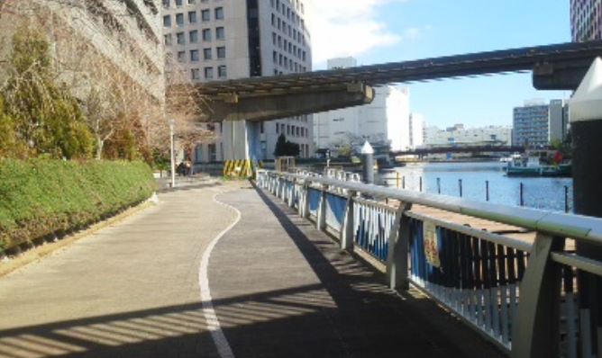 公園　芝浦西運河沿緑地（公園）まで735m