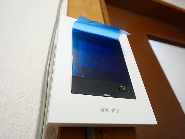 セキュリティ　モニター付きインターホンです。