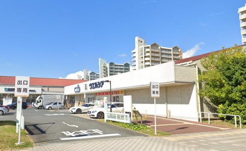 ドラックストア　ウエルシアライフガーデン潮芦屋店（ドラッグストア）まで1206m