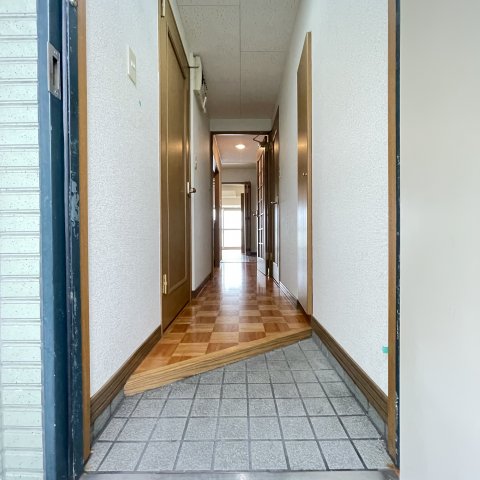 玄関　同仕様タイプです