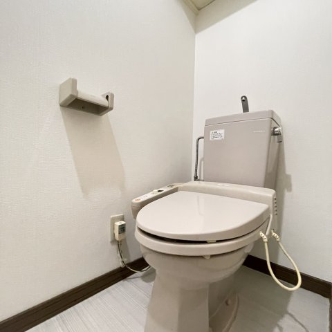 トイレ　同仕様タイプです