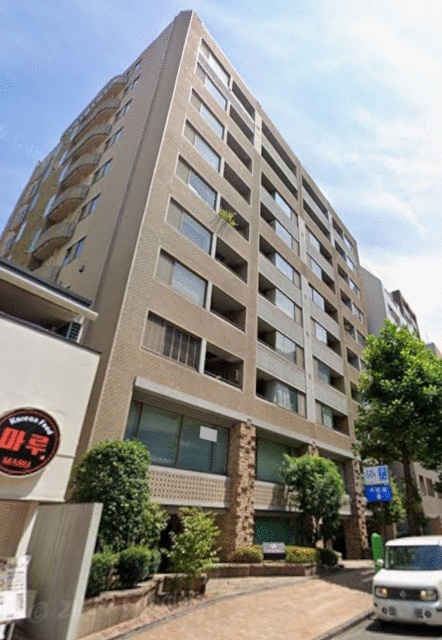 建物外観　オートロック付き