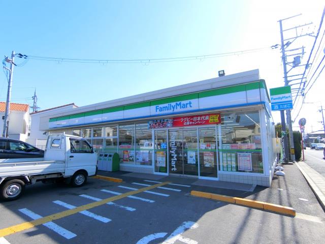 コンビニ　ファミリーマート（コンビニ）まで477m