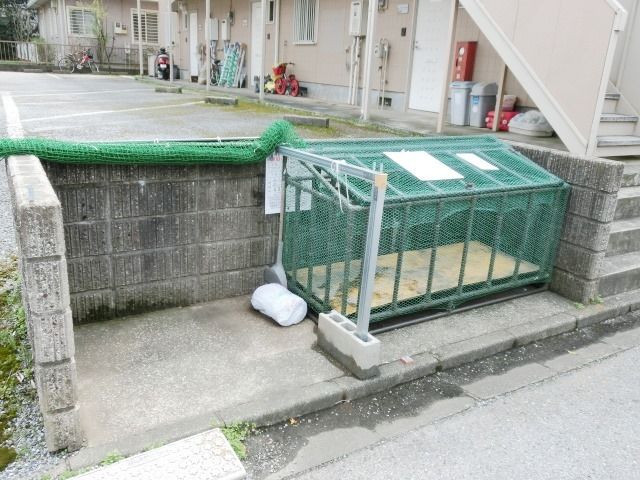 その他　ごみ置き場です