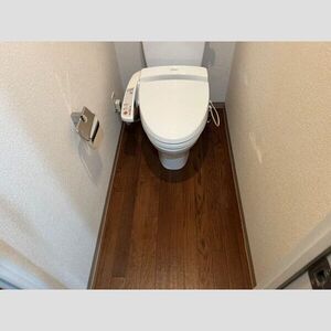 トイレ　※別部屋参考写真