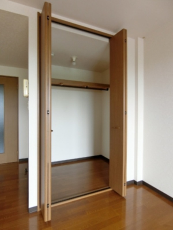 収納　図面と現状に相違がある場合には現状を優先