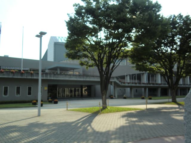 公園　松本市総合体育館（公園）まで820m