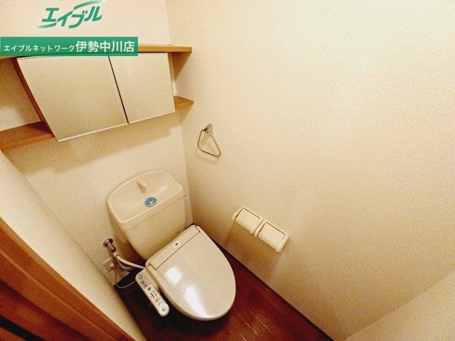 トイレ　反転タイプ参考写真