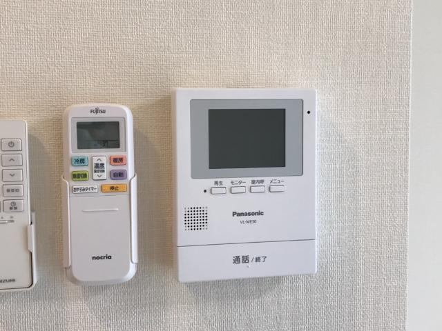 セキュリティ　カメラ付インターホン（イメージ）
