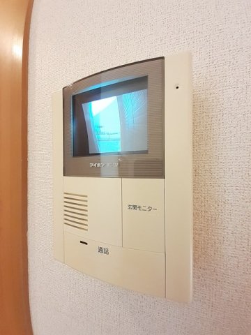 セキュリティ　モニター付きインターホンです