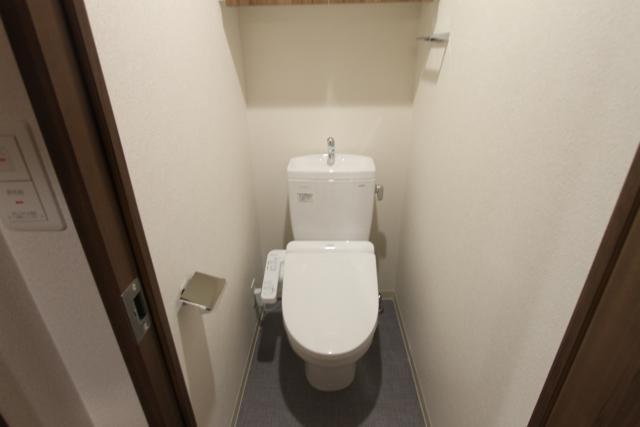 トイレ　落ち着いたトイレです