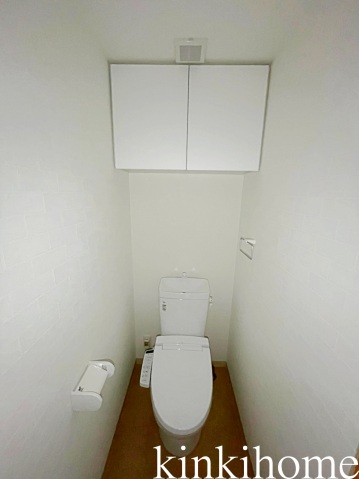 トイレ　写真は別のお部屋です。