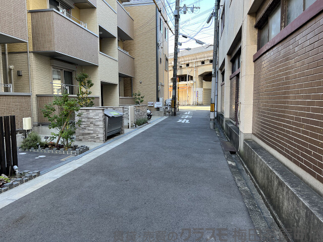 その他　周辺道路（その他）まで10m