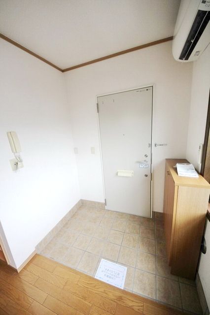 玄関　★見学希望等はタウンハウジング中央林間店までお気軽に♪★