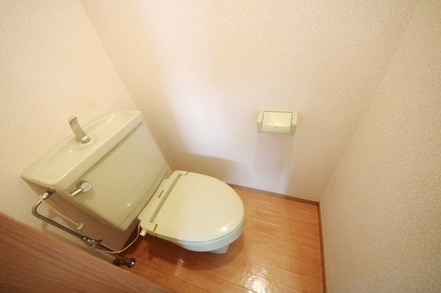 トイレ　★見学希望等はタウンハウジング中央林間店までお気軽に♪★