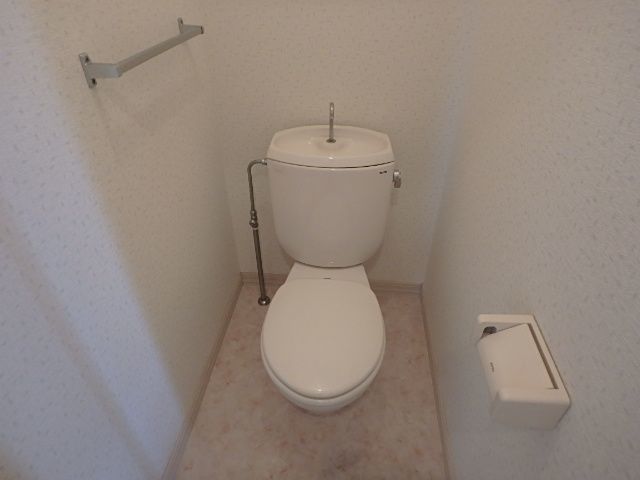 トイレ　別部屋写真の為、現状優先
