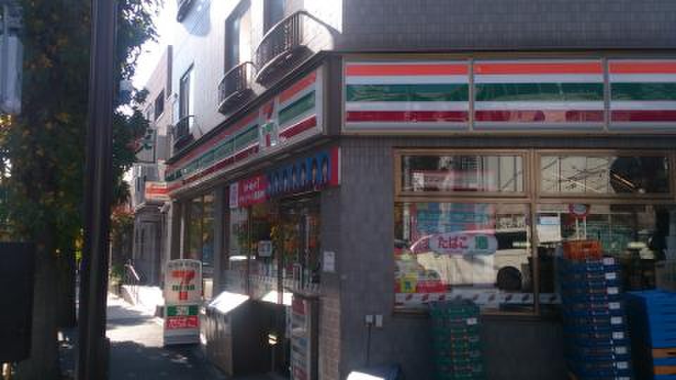 コンビニ　セブンイレブン世田谷北沢店（コンビニ）まで228m