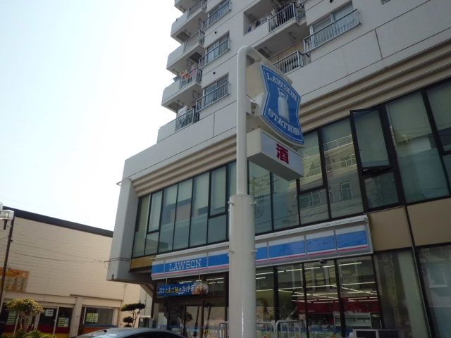 コンビニ　ローソン国府台駅前店（コンビニ）まで178m